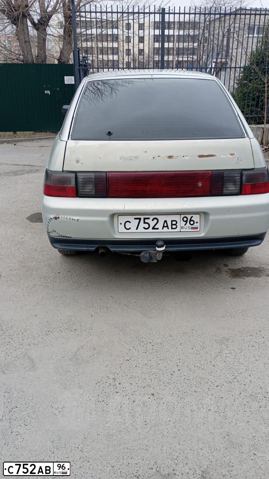 Фото автомобиля LADA 2112 LADA, 2002 — госномер С752АВ96. Цвет: ЖЕЛТО-ЗЕЛЕНЫЙ