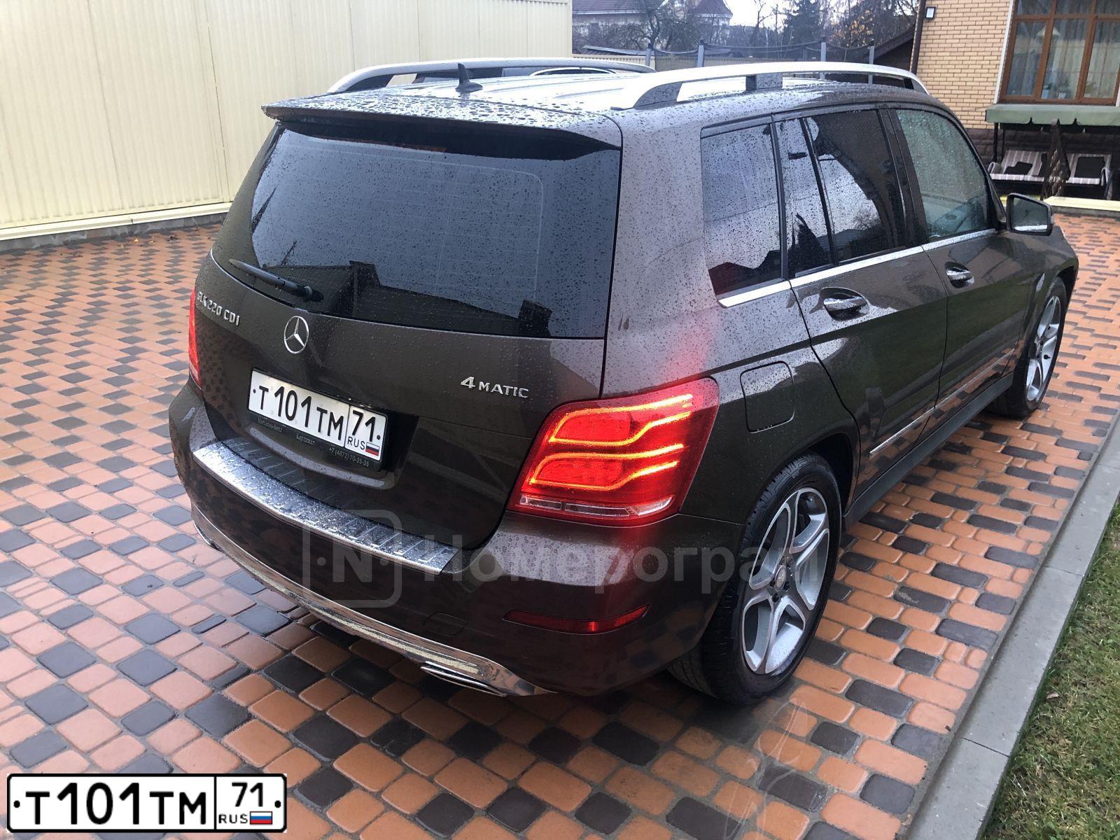 Фото автомобиля MERCEDES GLA-KLASSE, 2019 — госномер Т525ОТ71. Цвет: ЧЕРНЫЙ