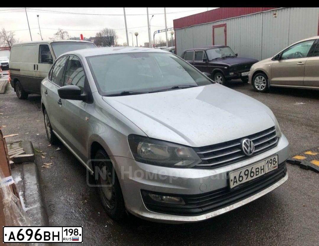 Фото автомобиля VOLKSWAGEN POLO, 2016 — госномер А696ВН198. Цвет: Серебристый