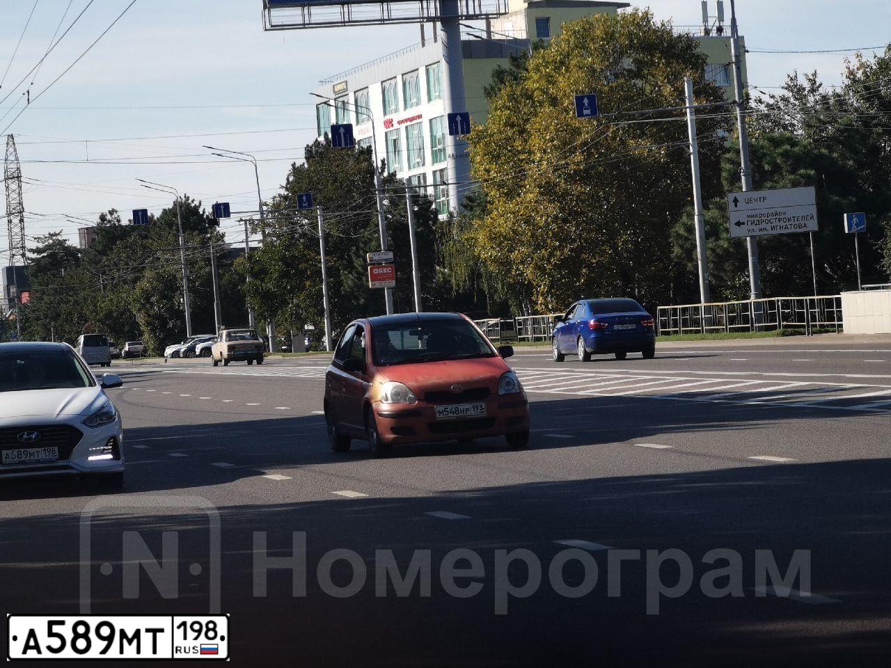 Фото автомобиля BMW 320D XDRIVE, 2014 — госномер С078ЕУ198. Цвет: Коричневый