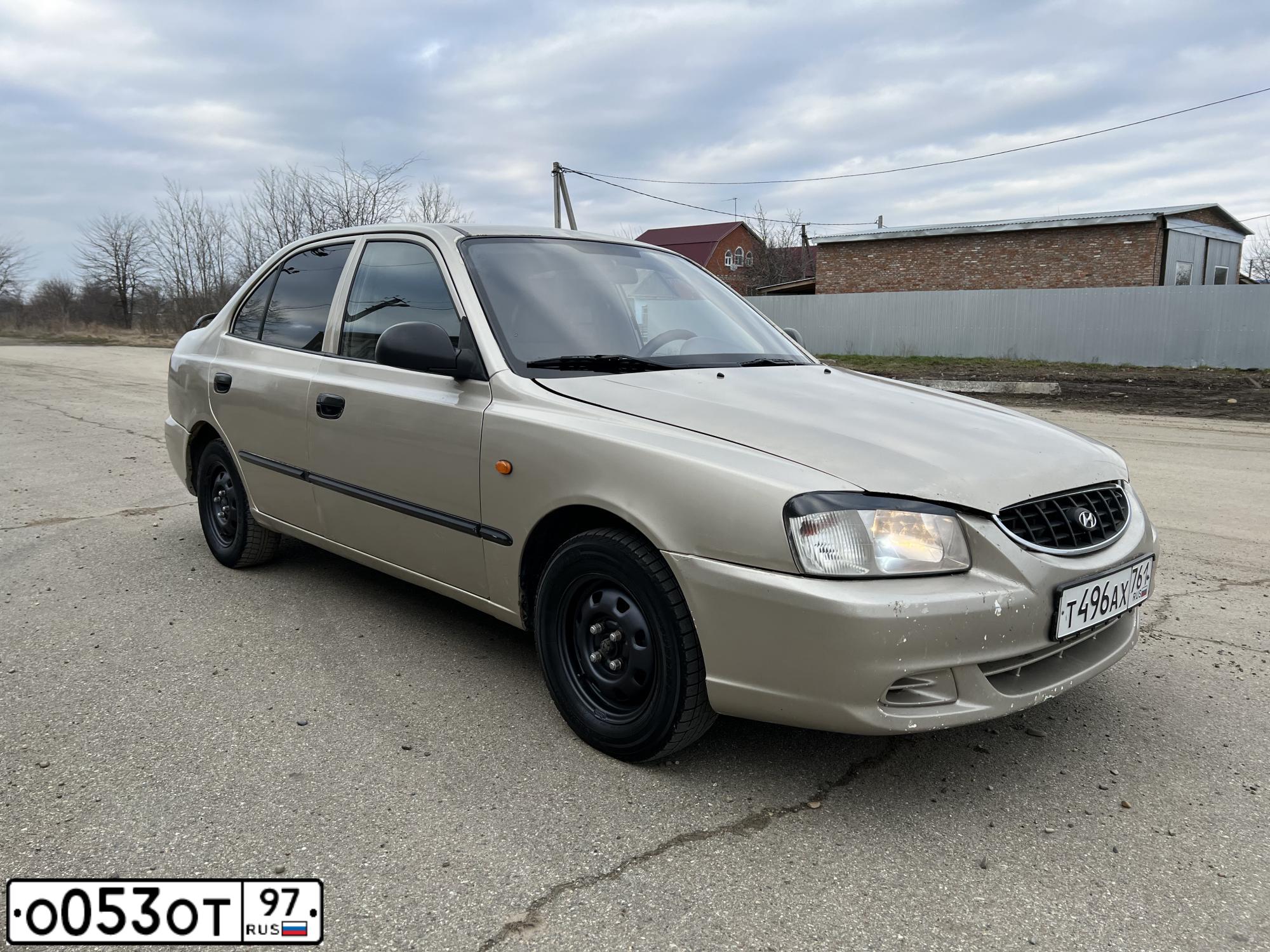 Фото автомобиля TAGAZ ACCENT, 2003 — госномер О053ОТ97. Цвет: БЕЖЕВЫЙ