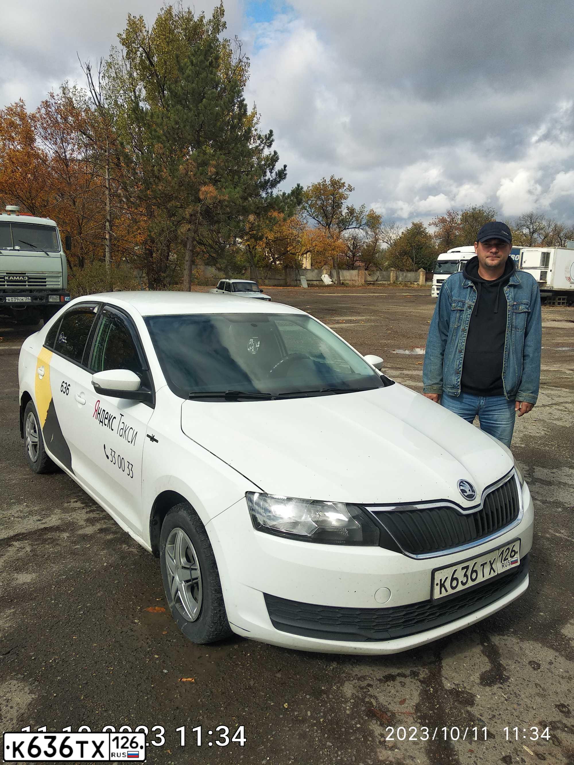 Фото автомобиля SKODA RAPID, 2019 — госномер К636ТХ126. Цвет: Белый