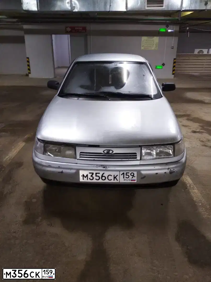 Фото автомобиля LADA 2110 LADA, 2004 — госномер М356СК159. Цвет: СВЕТЛО-СЕРЕБРИСТЫЙ МЕТАЛЛ
