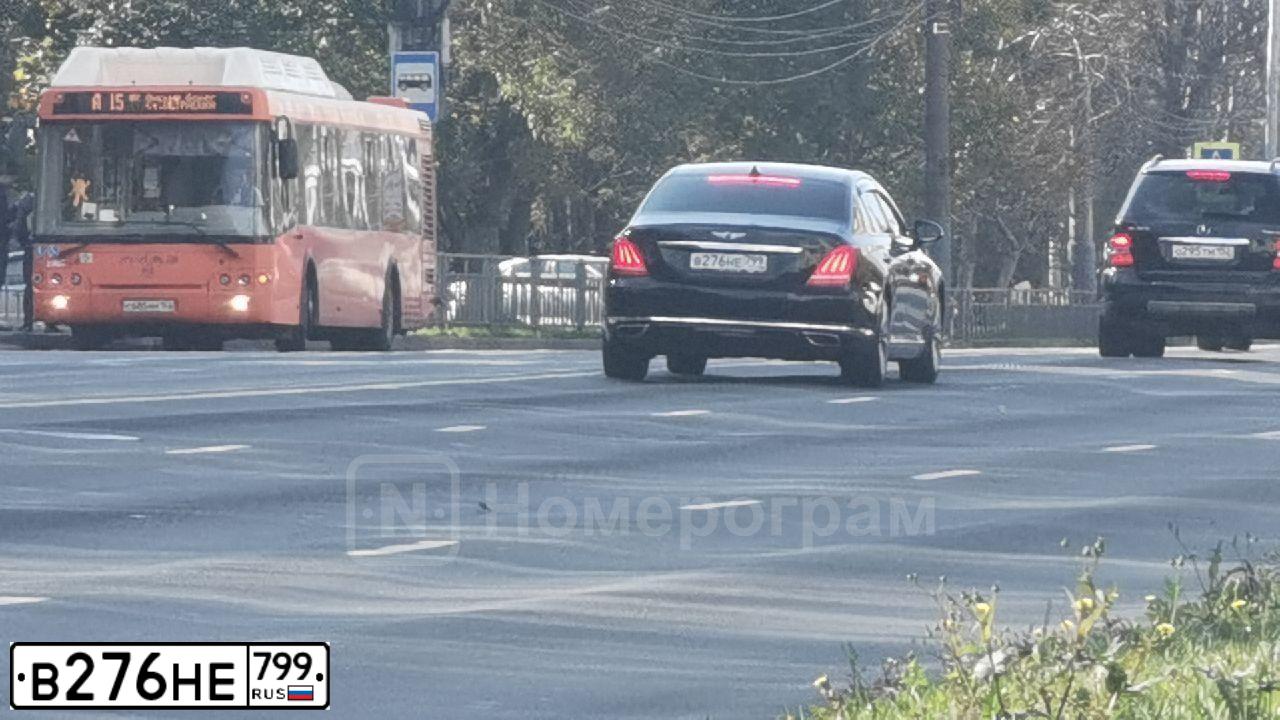 Фото автомобиля HYUNDAI GENESIS, 2018 — госномер В276НЕ799. Цвет: ЧЕРНЫЙ