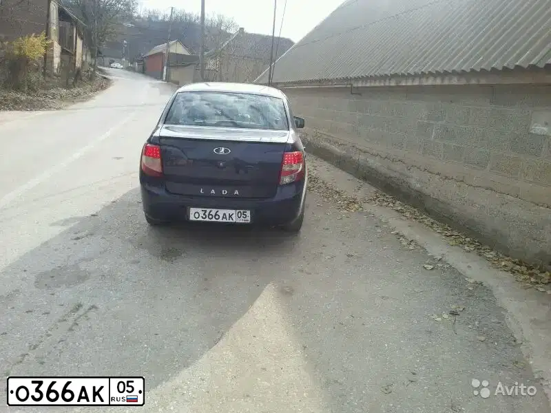 Фото автомобиля LADA 2190 GRANTA, 2013 — госномер К083УВ95. Цвет: синий