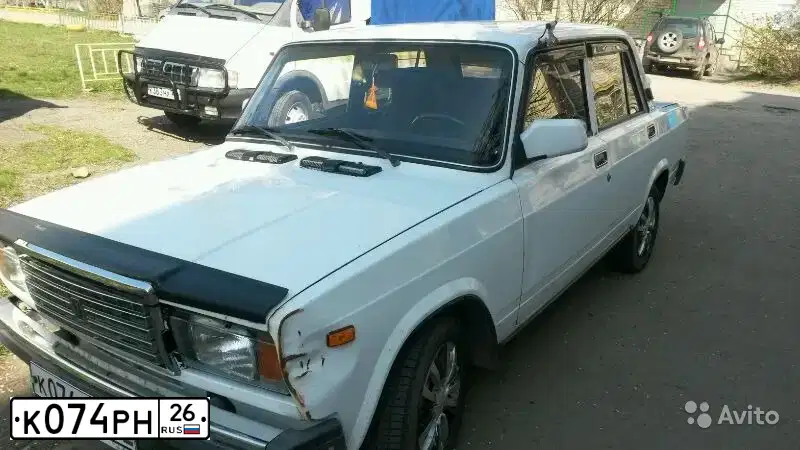 Фото автомобиля LADA 2107, 2005 — госномер К202СО123. Цвет: ЯРКО-БЕЛЫЙ