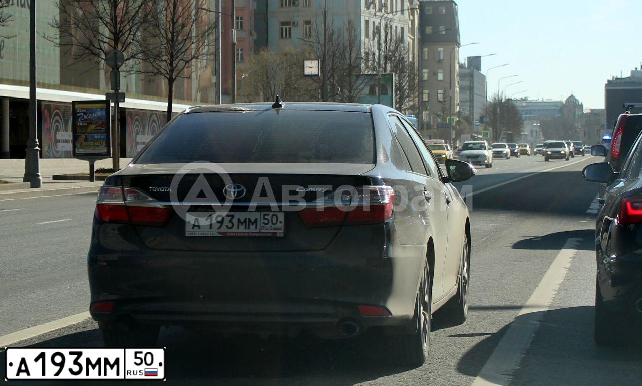 Фото автомобиля TOYOTA CAMRY, 2017 — госномер С927УК799