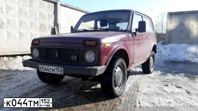 Фото автомобиля LADA 2121 NIVA, 2001 — госномер К953АВ35. Цвет: ТЕМНО-БОРДОВЫЙ