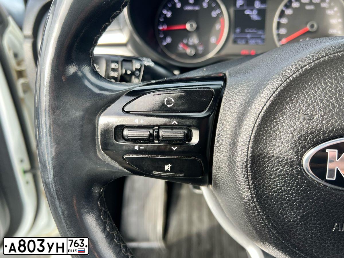 Фото автомобиля KIA RIO X-LINE, 2018 — госномер Х866КН763