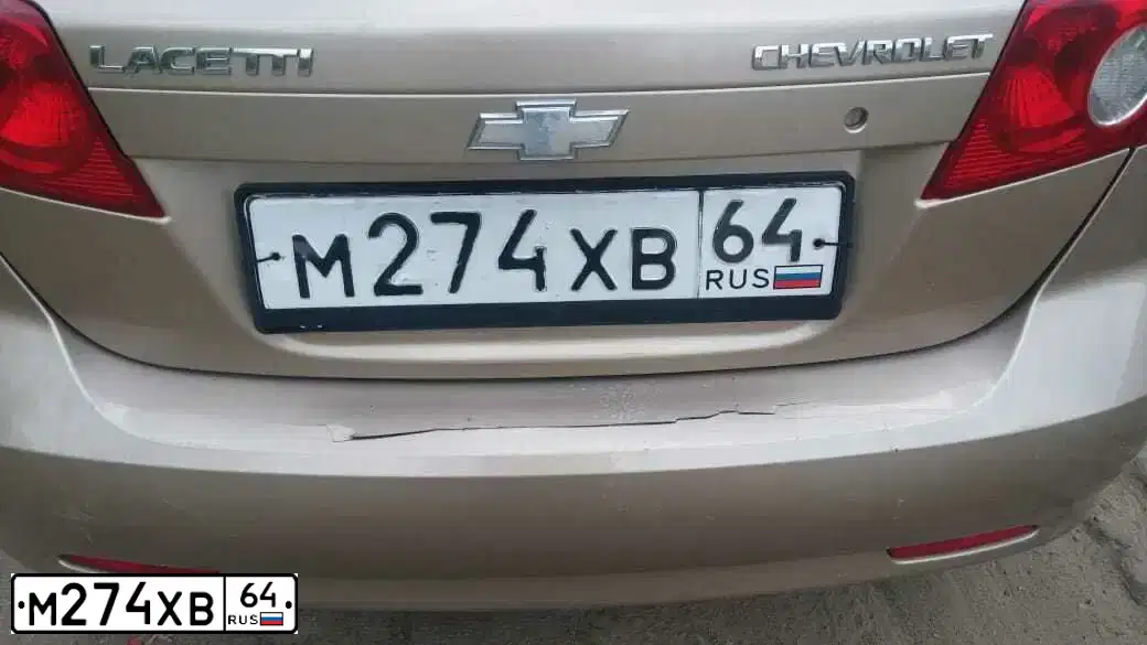 Фото автомобиля CHEVROLET LACETTI, 2006 — госномер М274ХВ64. Цвет: БЕЖЕВЫЙ
