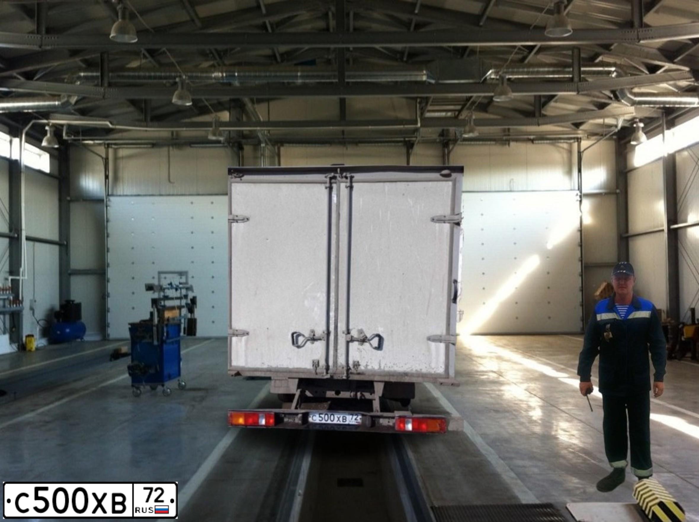 Фото автомобиля GAZ Z GAZEL NEXT, 2019 — госномер С500ХВ72. Цвет: БЕЛЫЙ