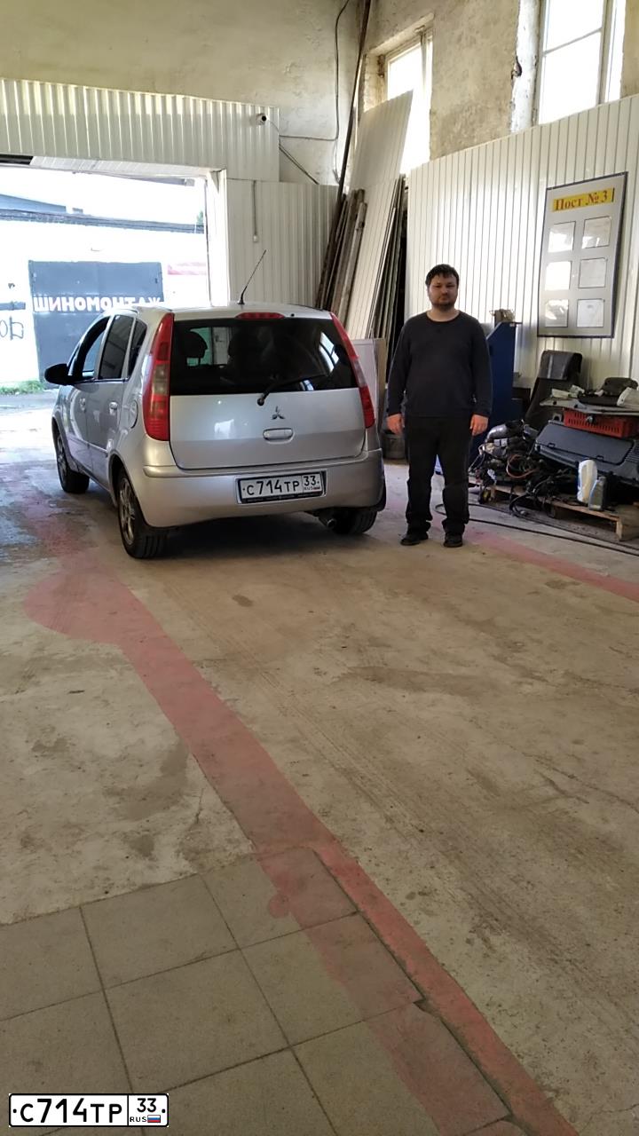 Фото автомобиля MITSUBISHI COLT, 2006 — госномер С714ТР33. Цвет: СЕРЕБРИСТЫЙ