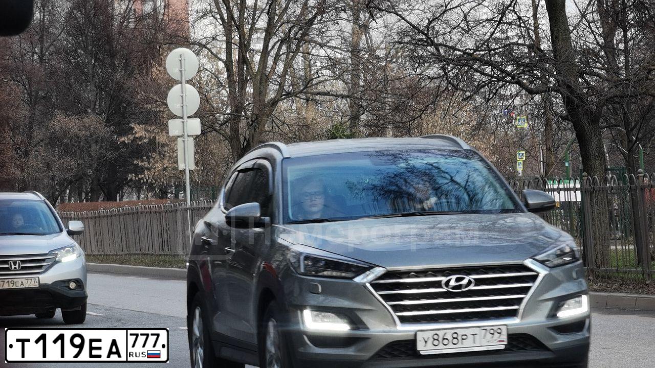 Фото автомобиля MAZDA 3, 2007 — госномер У171НР76. Цвет: СЕРО-ЗОЛОТИСТЫЙ