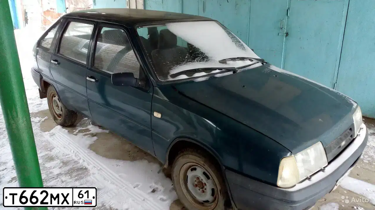 Фото автомобиля IZH 2126, 2002 — госномер Т662МХ61. Цвет: ЗЕЛЕНЫЙ
