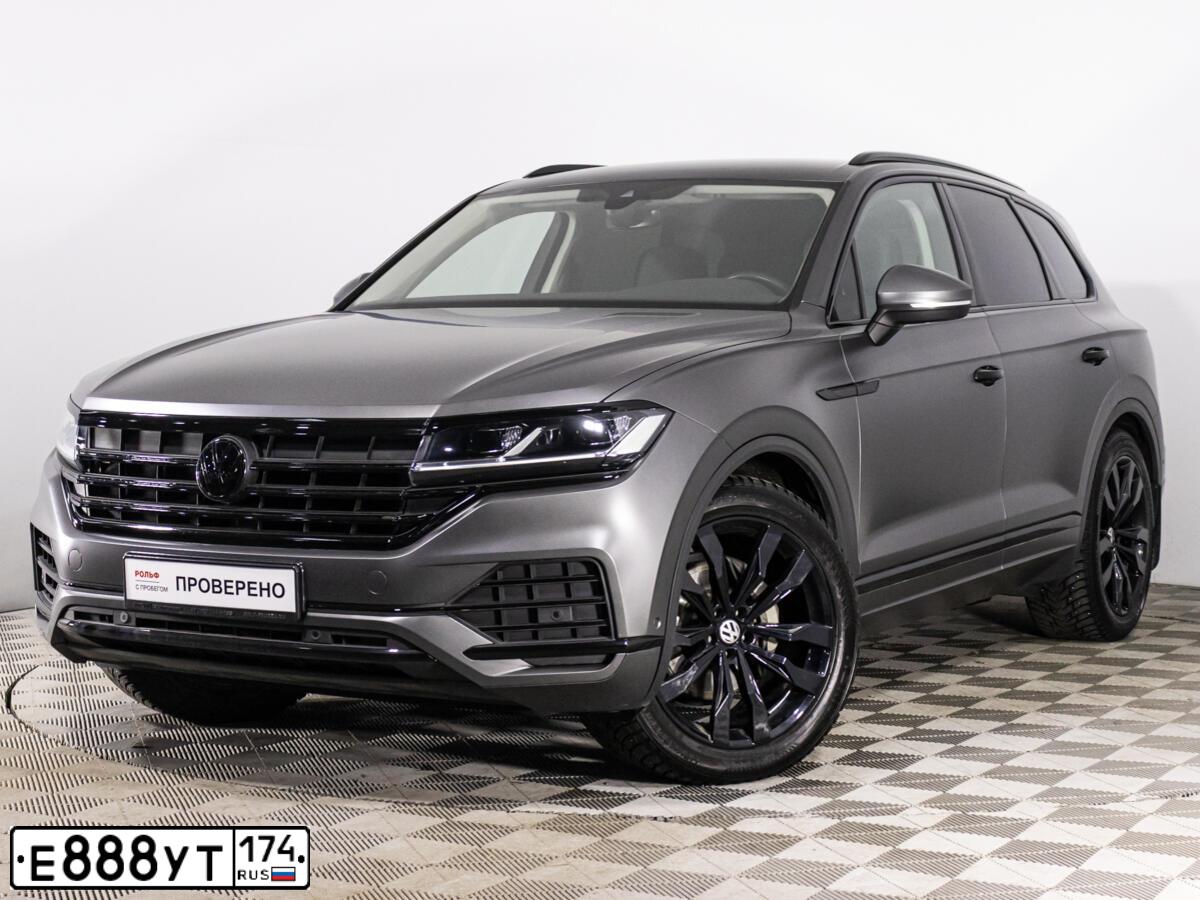 Фото автомобиля VOLKSWAGEN TOUAREG, 2021 — госномер Т673КВ198