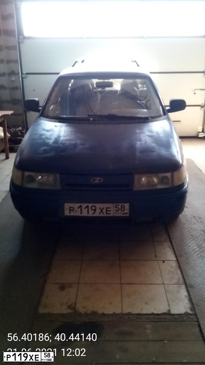 Фото автомобиля LADA 2111 LADA, 2001 — госномер С728УВ33. Цвет: синий
