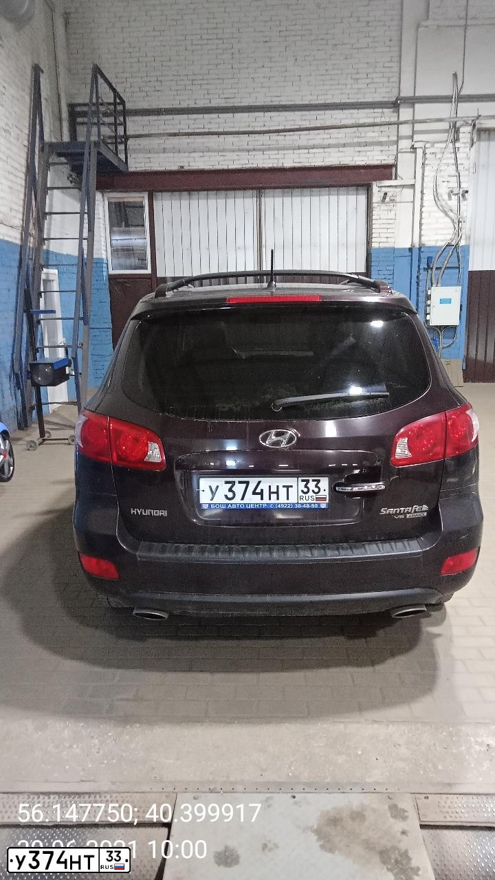 Фото автомобиля HYUNDAI SOLARIS, 2015 — госномер У374НТ33. Цвет: ЧЕРНЫЙ