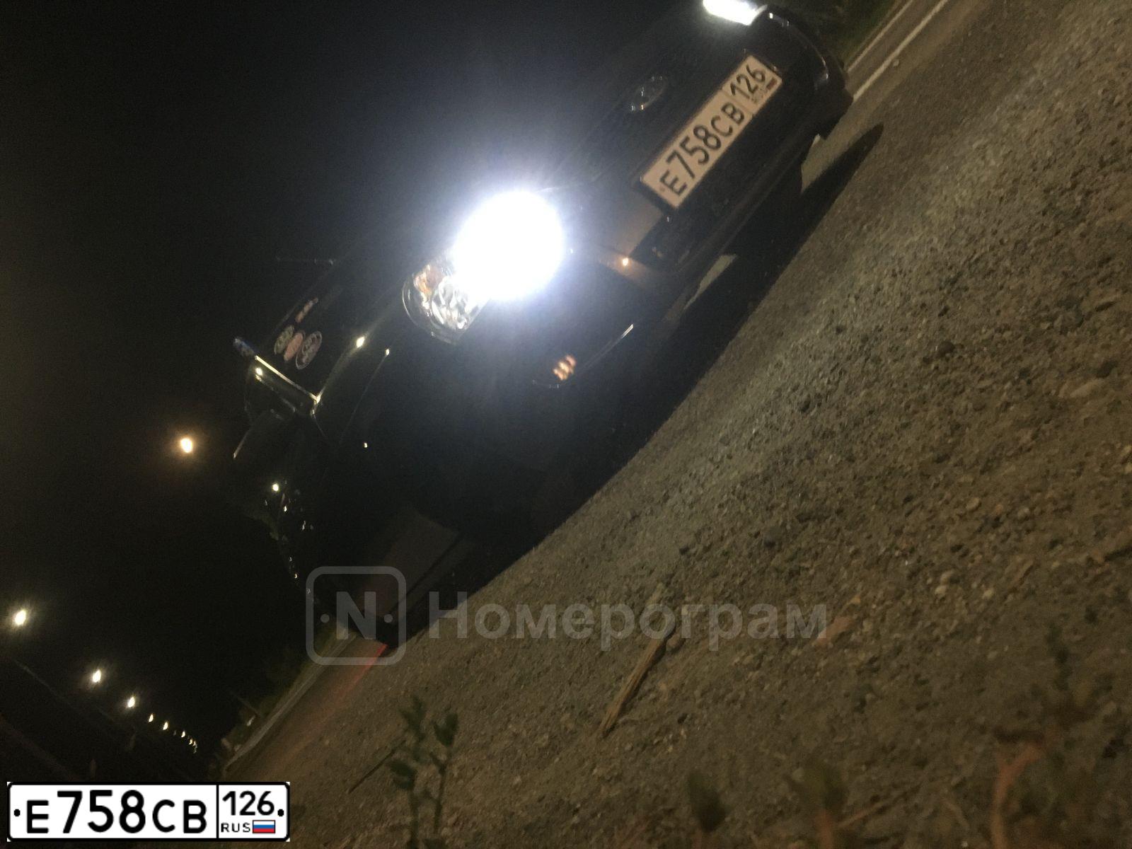 Фото автомобиля LADA PRIORA, 2014 — госномер Р844ОУ126. Цвет: серебристо-темно-серый