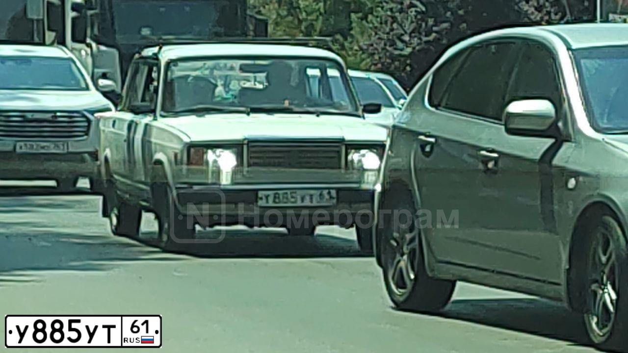 Фото автомобиля LADA 2109, 1993 — госномер У859СУ161. Цвет: БЕЛЫЙ
