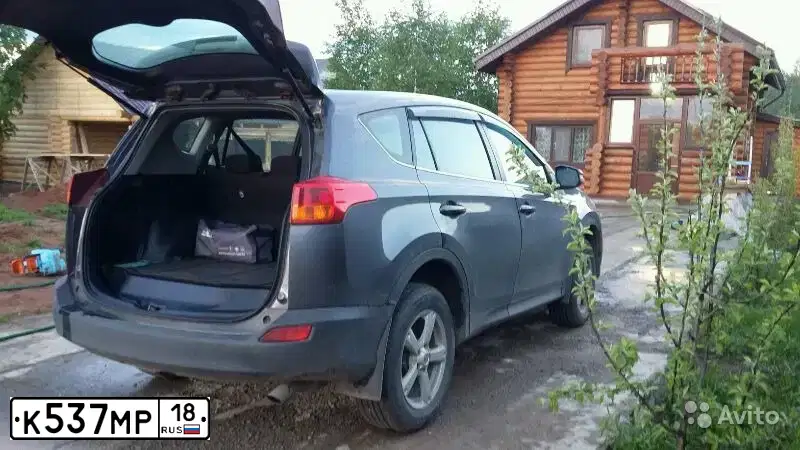 Фото автомобиля TOYOTA RAV4, 2014 — госномер К537МР18. Цвет: Серый