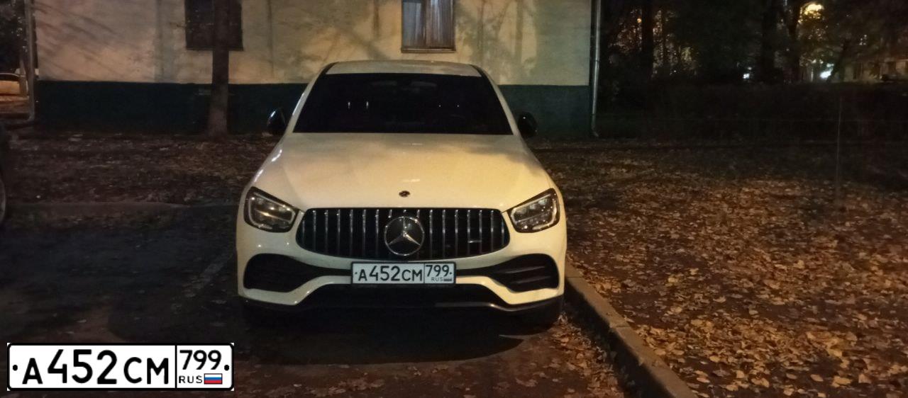 Фото автомобиля MERCEDES GLC-KLASSE, 2019 — госномер А452СМ799. Цвет: БЕЛЫЙ