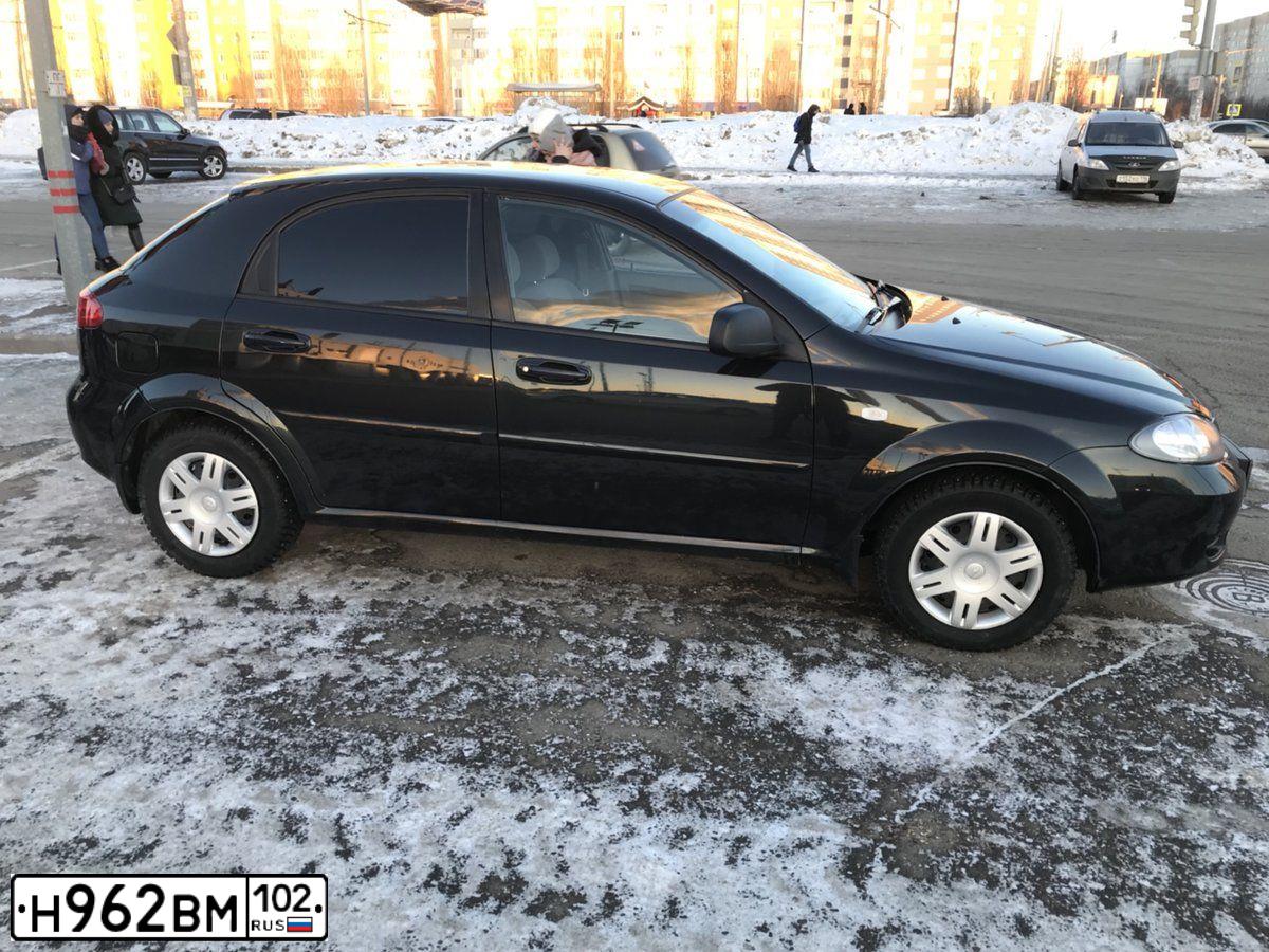 Фото автомобиля CHEVROLET LACETTI, 2011 — госномер В919ОК716. Цвет: ЧЕРНЫЙ