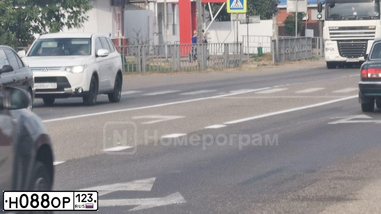 Фото автомобиля ПАЗ 3204, 2014 — госномер Х346ОТ193