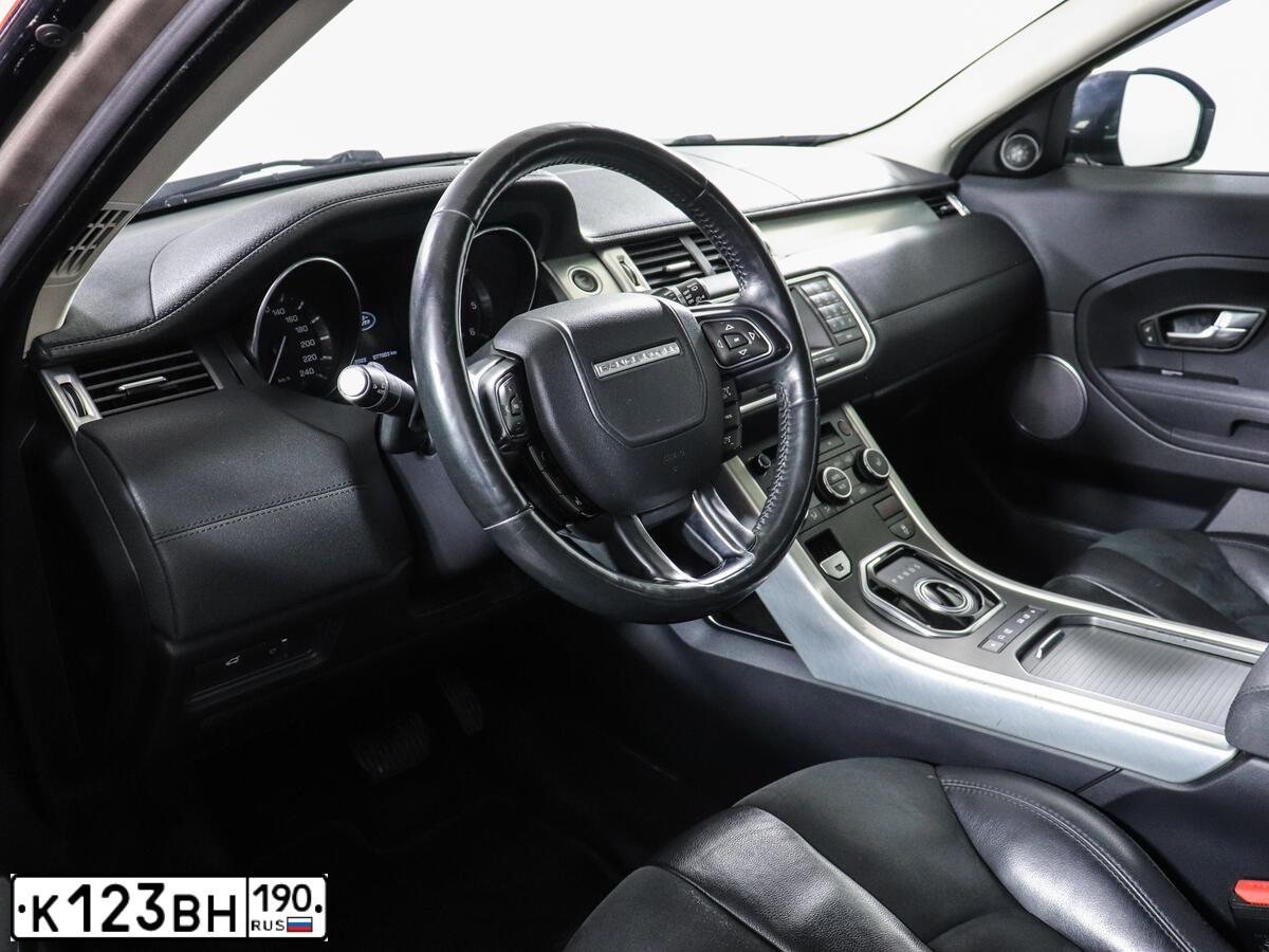 Фото автомобиля LAND ROVER RANGE ROVER EVOQUE, 2015 — госномер Р297ТХ154. Цвет: Коричневый