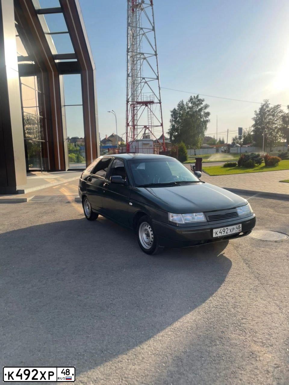 Фото автомобиля LADA 2112, 2003 — госномер К492ХР48. Цвет: Темно-зеленый