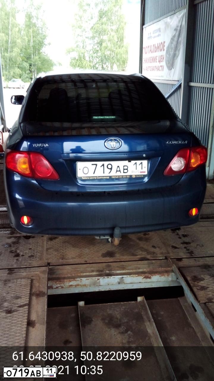 Фото автомобиля TOYOTA COROLLA, 2009 — госномер О719АВ11. Цвет: ТЕМНО-СИНИЙ