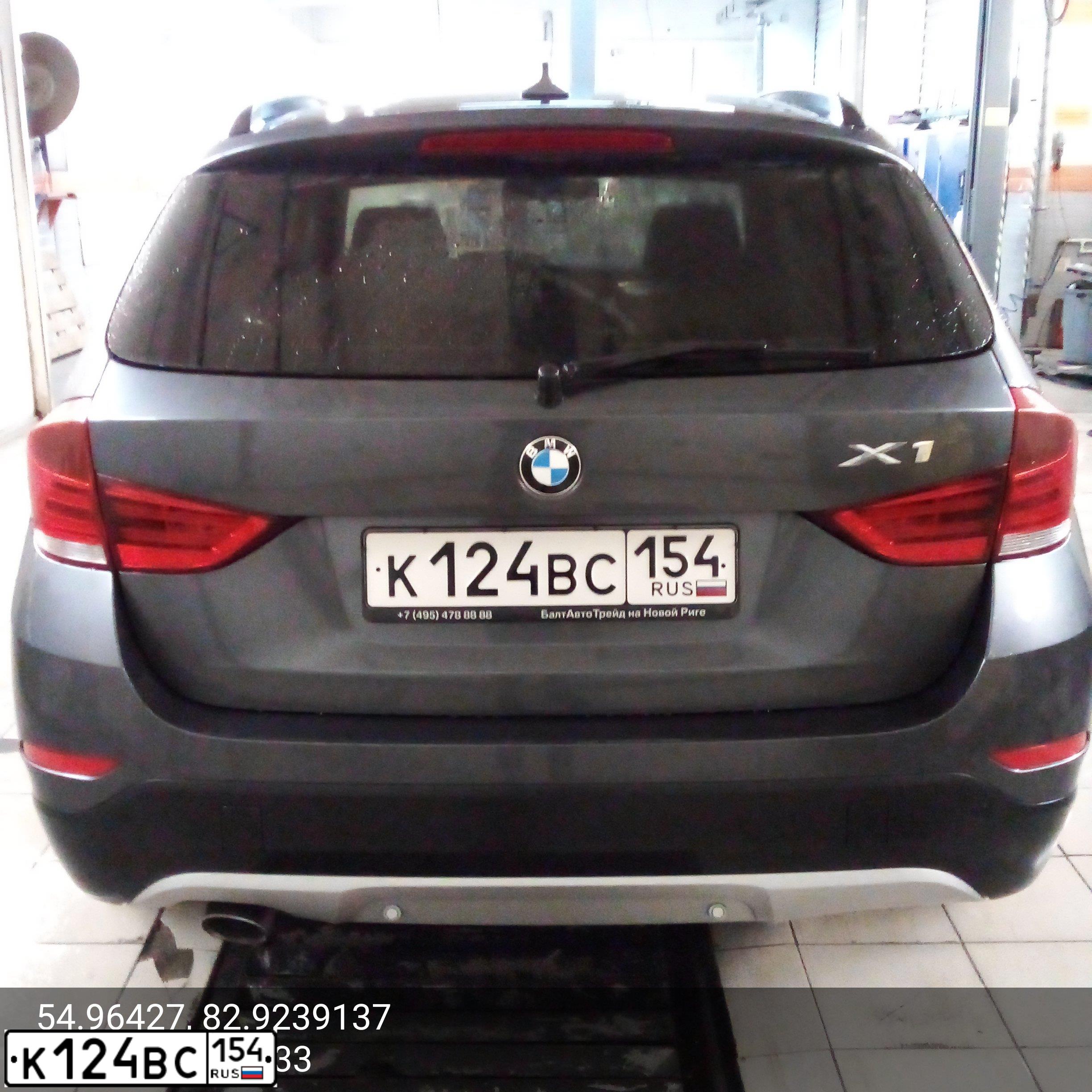 Фото автомобиля BMW X1, 2014 — госномер К124ВС154. Цвет: СЕРЫЙ МЕТАЛЛИК