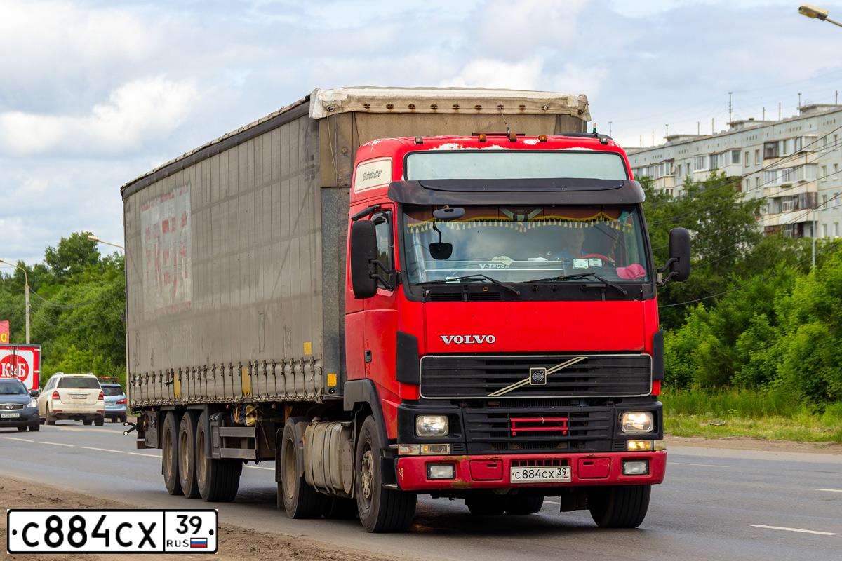 Фото автомобиля VOLVO SERIE FH /4X2/, 1998 — госномер Н716ЕН37. Цвет: КРАСНЫЙ