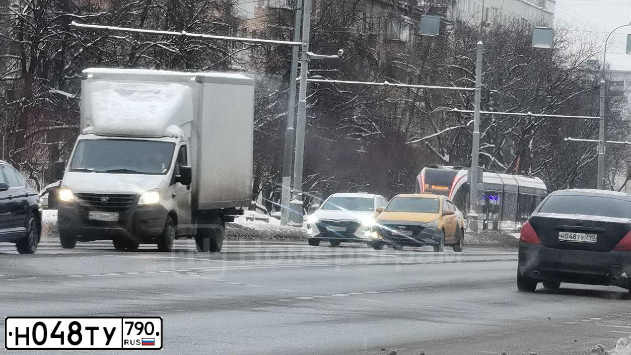Фото автомобиля NISSAN TEANA, 2006 — госномер Н048ТУ790. Цвет: ЧЕРНЫЙ