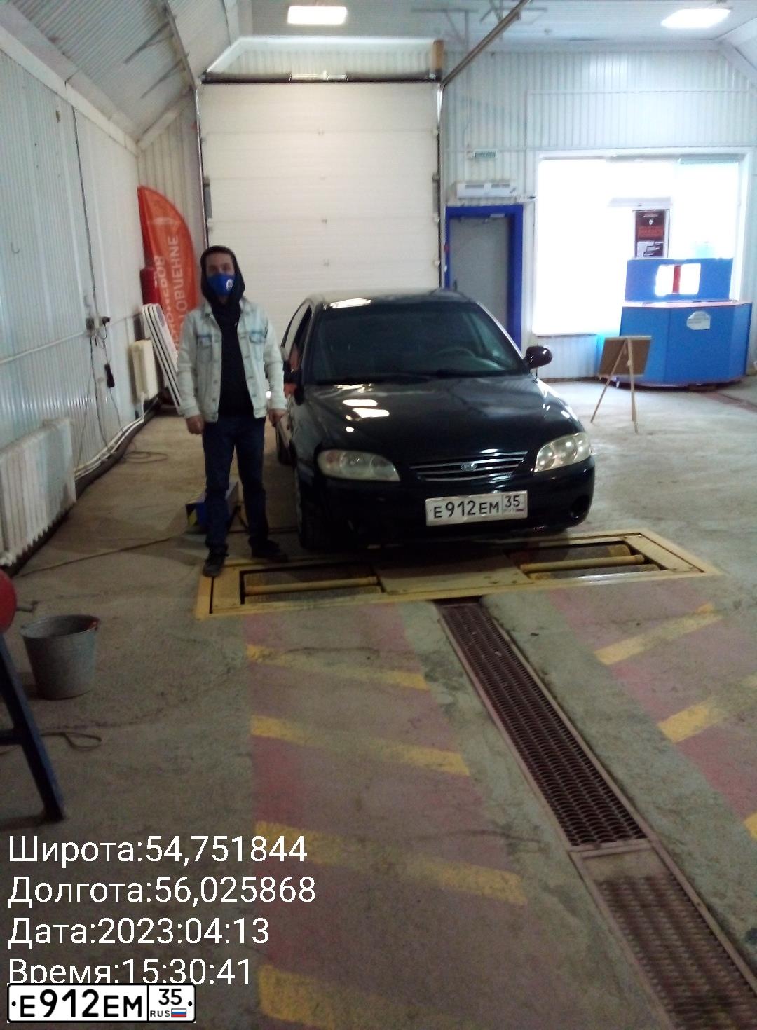 Фото автомобиля KIA SPECTRA, 2007 — госномер К110УС702. Цвет: ЧЕРНЫЙ ГРАФИТ