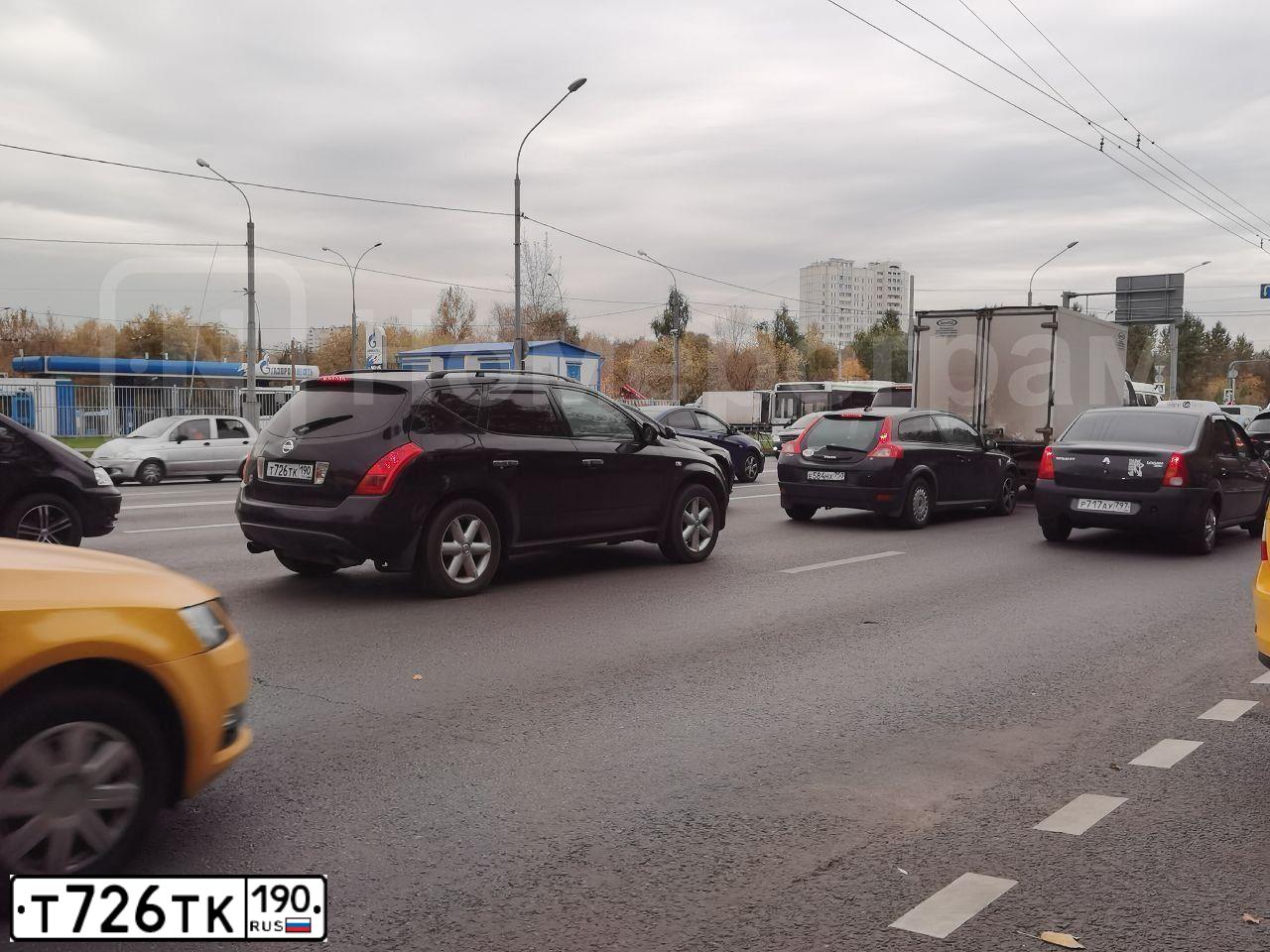 Фото автомобиля NISSAN MURANO, 2006 — госномер Т726ТК190. Цвет: ЧЕРНЫЙ