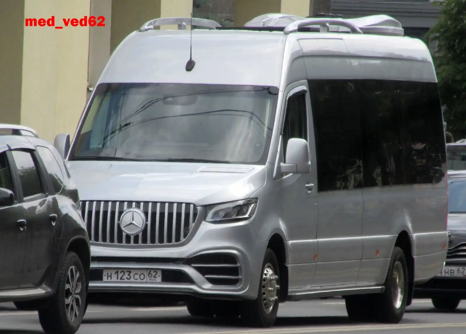 Фото автомобиля MERCEDES SPRINTER, 2013 — госномер Н123СО62. Цвет: Белый