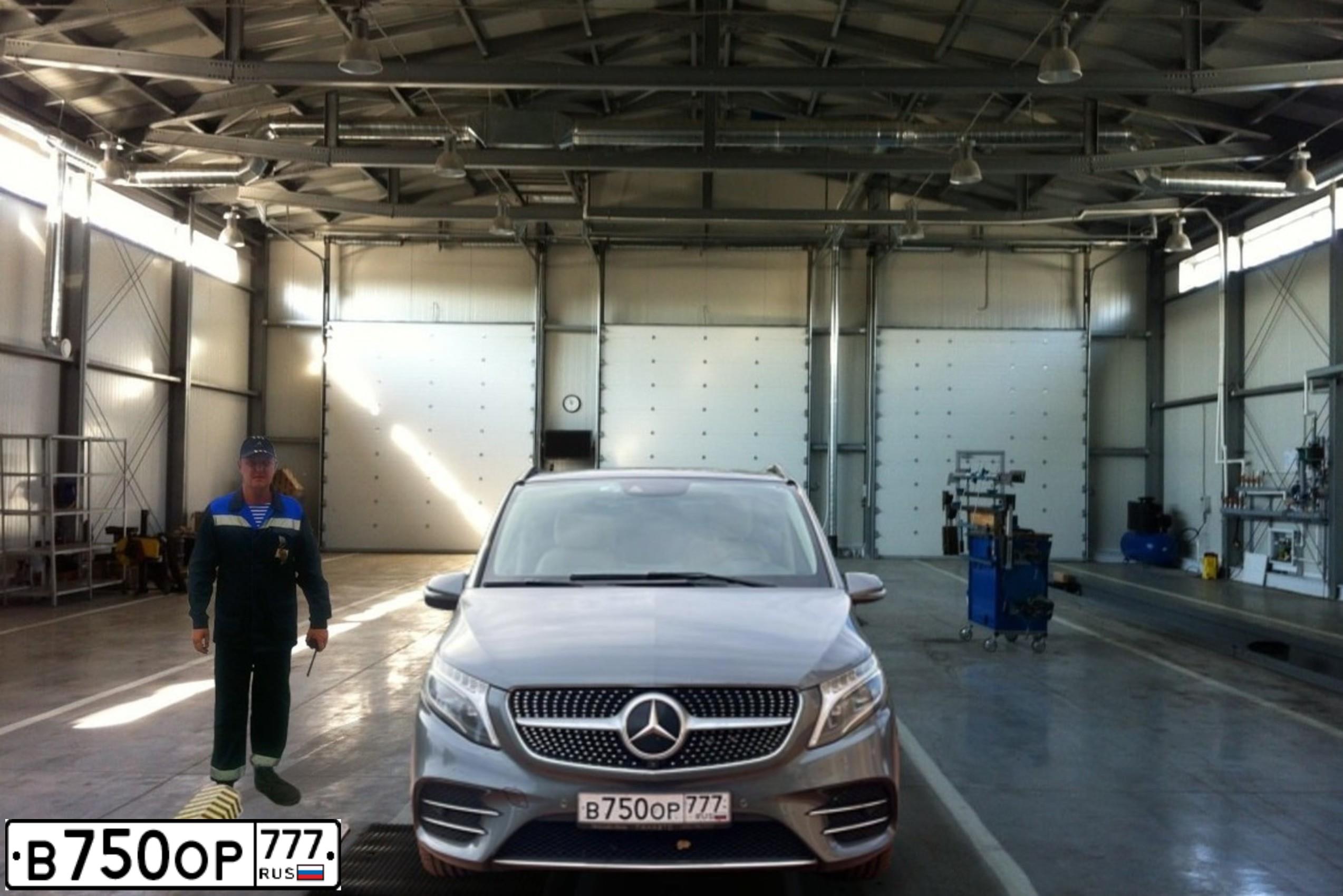 Фото автомобиля MERCEDES GLC-KLASSE, 2015 — госномер Т719ОК799. Цвет: Коричневый