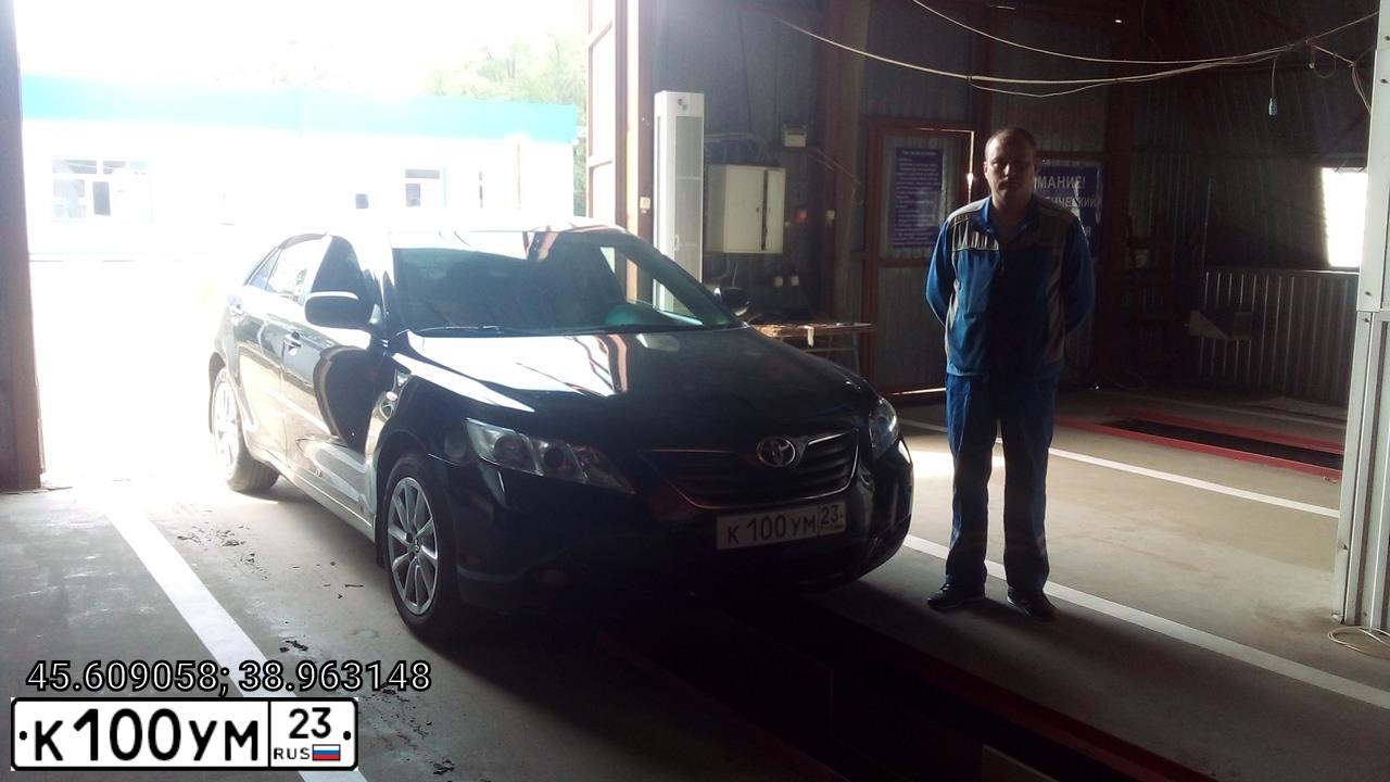 Фото автомобиля TOYOTA CAMRY, 2008 — госномер Т328ТН193. Цвет: ЧЕРНЫЙ