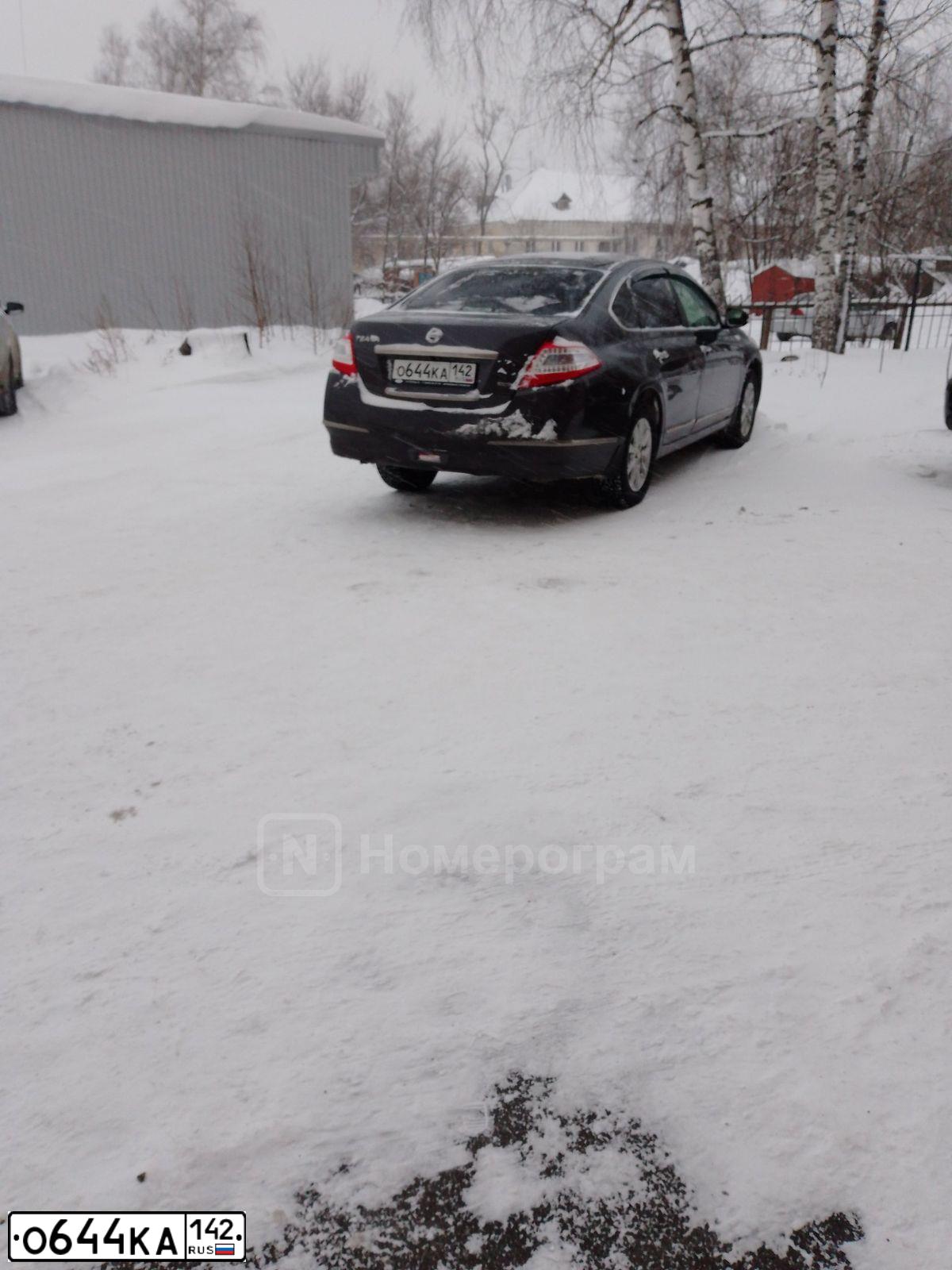 Фото автомобиля NISSAN TEANA, 2011 — госномер О644КА142. Цвет: СЕРО-СИРЕНЕВЫЙ