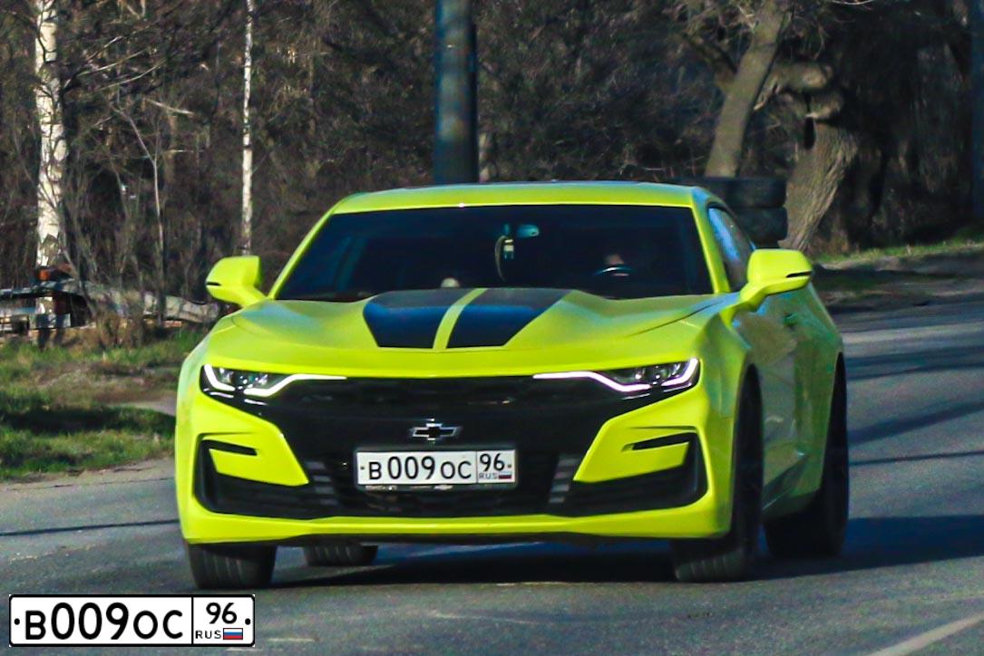 Фото автомобиля FORD FOCUS, 2011 — госномер В009ОС96. Цвет: Серебристый