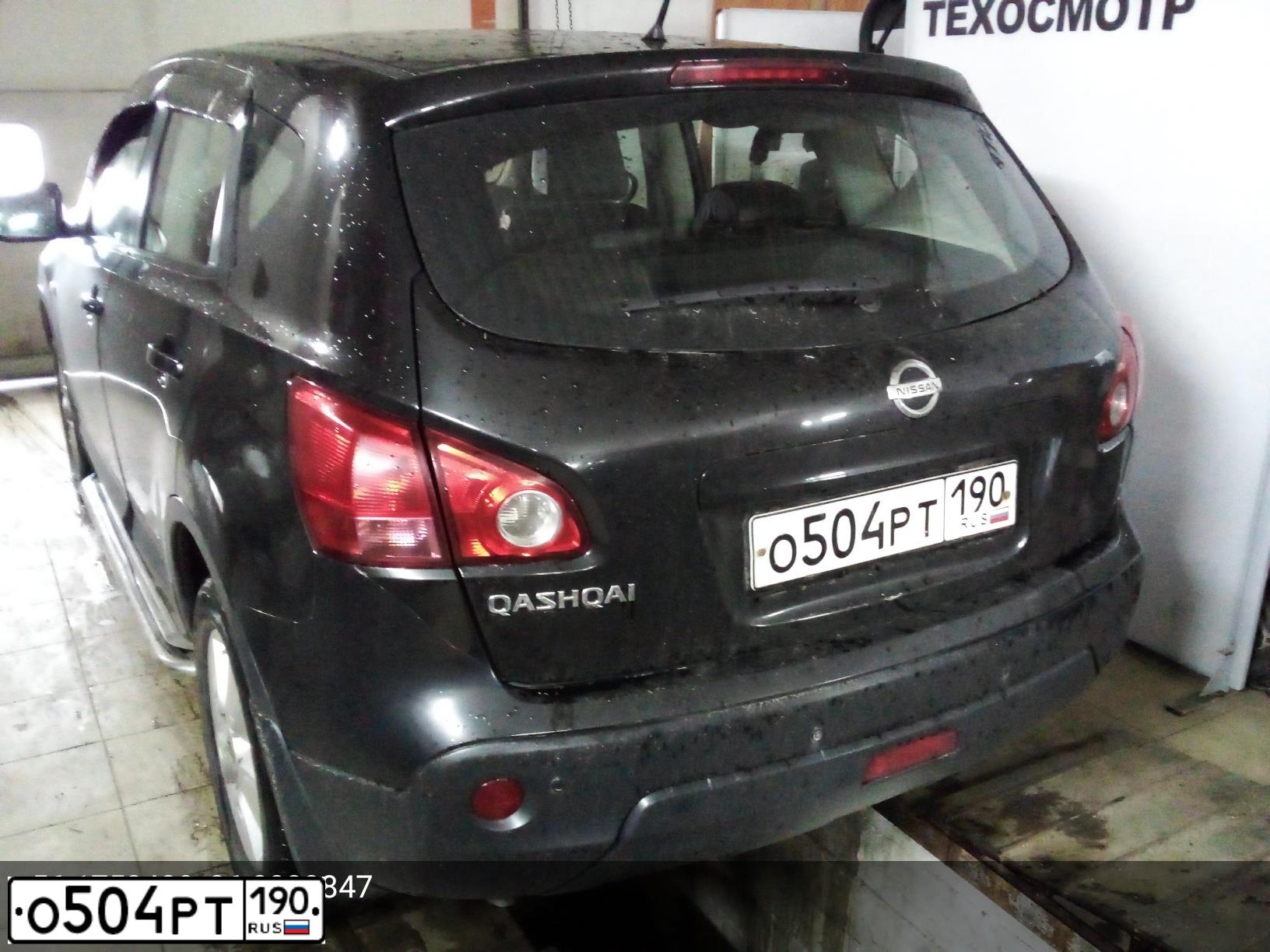 Фото автомобиля NISSAN QASHQAI, 2007 — госномер О504РТ190. Цвет: ЧЕРНЫЙ