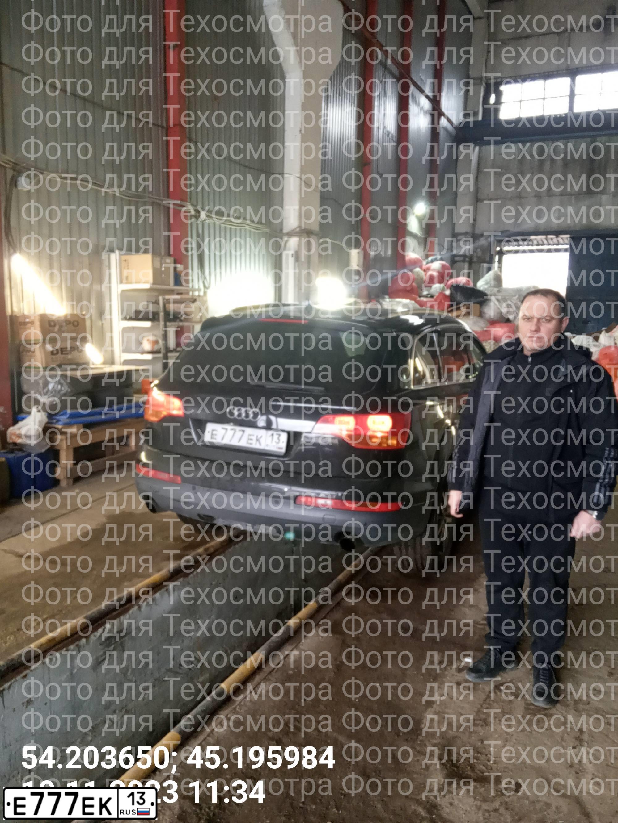 Фото автомобиля AUDI Q7, 2007 — госномер Е777ЕК13. Цвет: ЧЕРНЫЙ