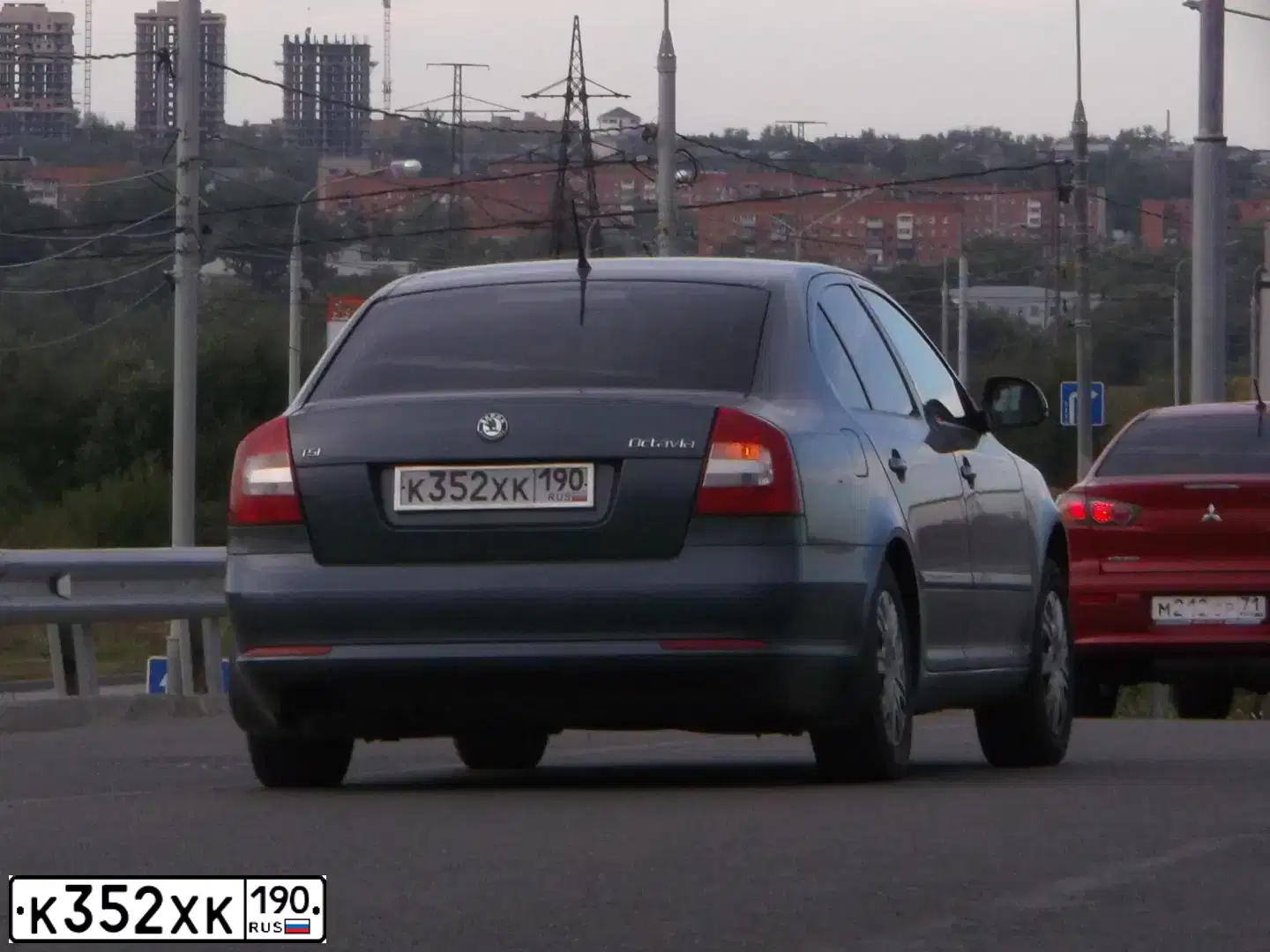 Фото автомобиля SKODA OCTAVIA, 2012 — госномер К352ХК190. Цвет: СЕРЫЙ ТЕМНЫЙ