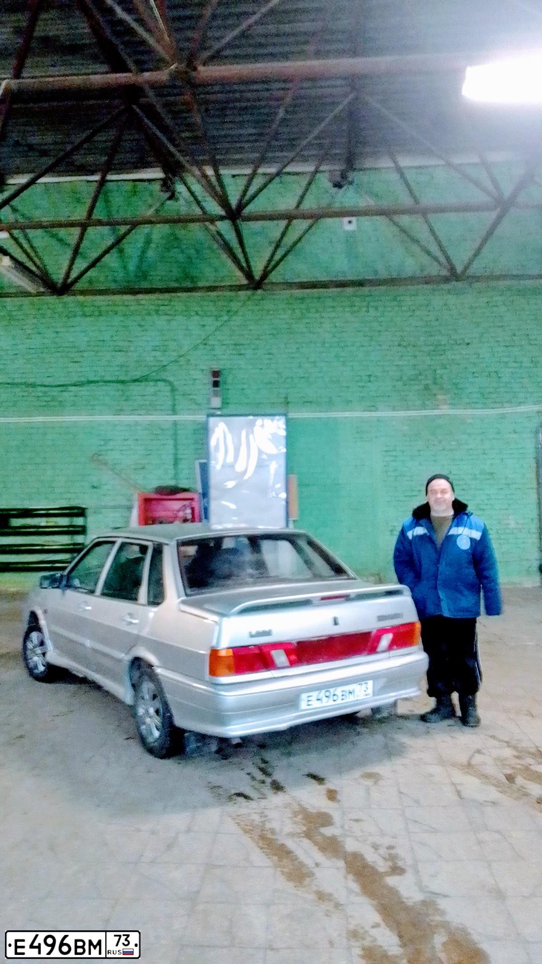 Фото автомобиля LADA 2115, 2008 — госномер Т882УО790. Цвет: СВЕТЛО-СЕРЕБРИСТЫЙ  МЕТАЛЛИК