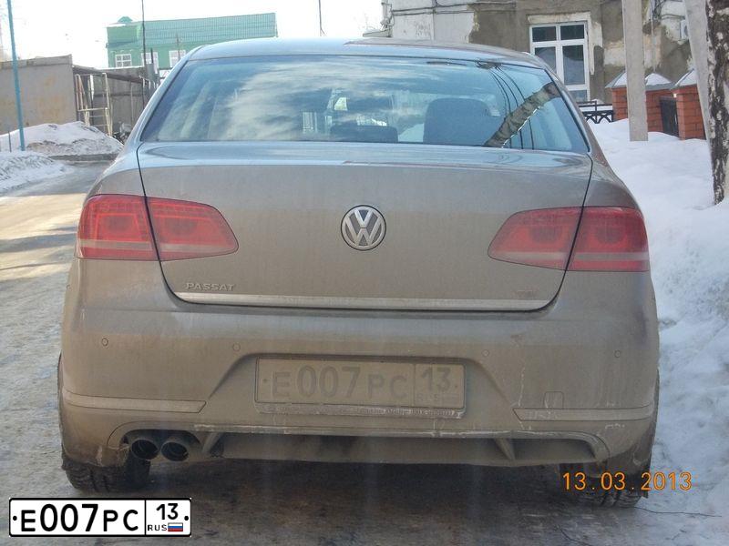Фото автомобиля VOLKSWAGEN PASSAT, 2012 — госномер Е007РС13. Цвет: БЕЖЕВО-СЕРЫЙ