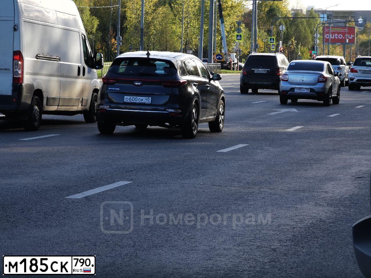 Фото автомобиля RENAULT LOGAN STEPWAY, 2021 — госномер М185СК790. Цвет: СЕРЫЙ