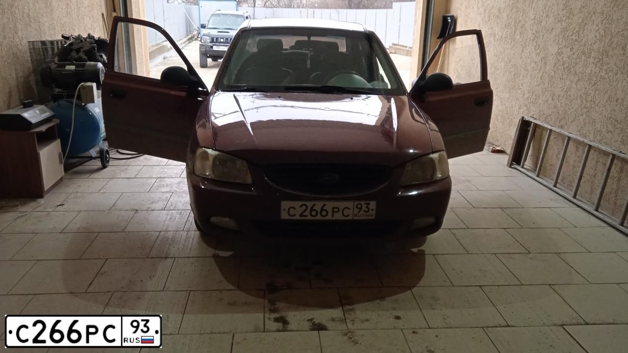 Фото автомобиля TAGAZ ACCENT, 2008 — госномер С266РС93. Цвет: Красный