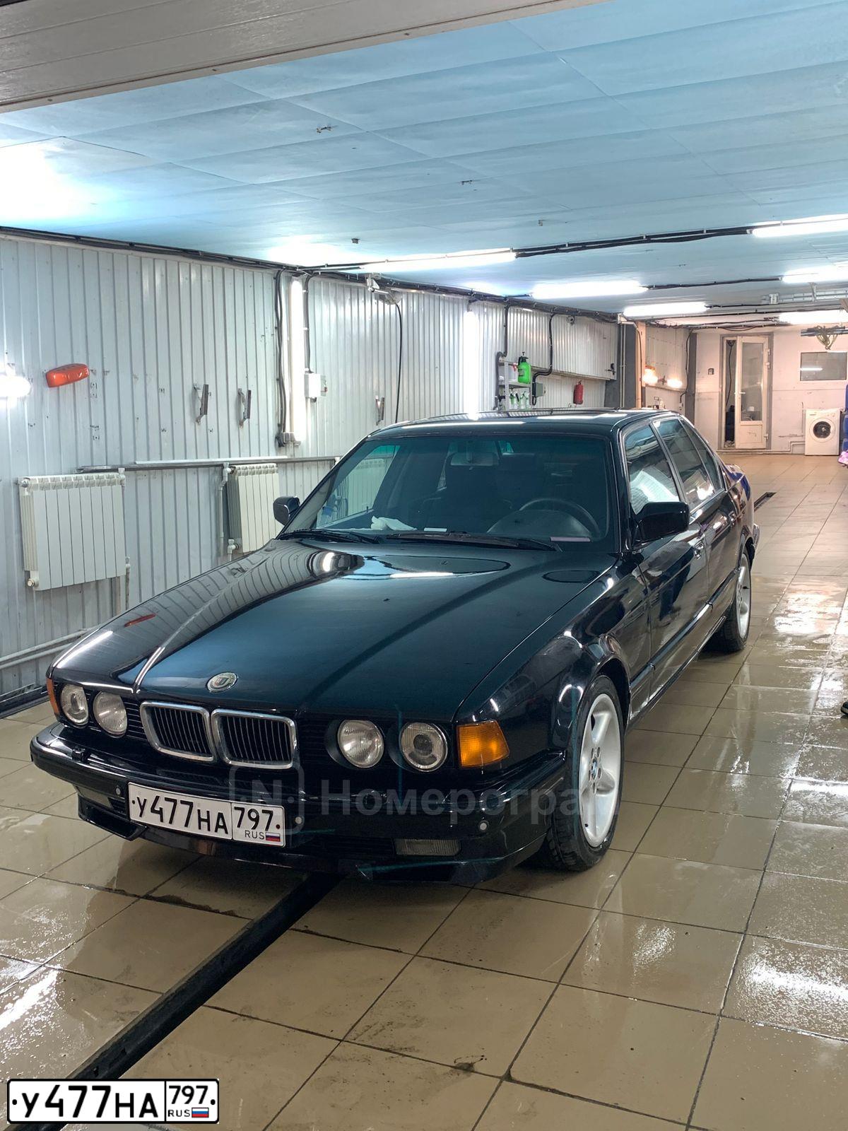 Фото автомобиля (BMW) БЕЗ МАРКИ 750 I, 1992 — госномер У477НА797. Цвет: ЧЕРНЫЙ