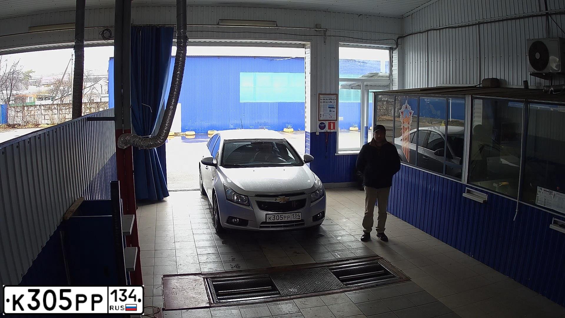 Фото автомобиля CHEVROLET CRUZE, 2010 — госномер О540РЕ193. Цвет: СЕРЕБРИСТЫЙ МЕТАЛЛИК