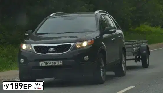 Фото автомобиля KIA SORENTO, 2012 — госномер У189ЕР97. Цвет: ЧЕРНЫЙ